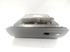 7H5858721A BOITE À GANTS /