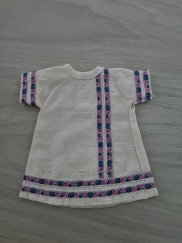 Robe pour poupée - , ancienne