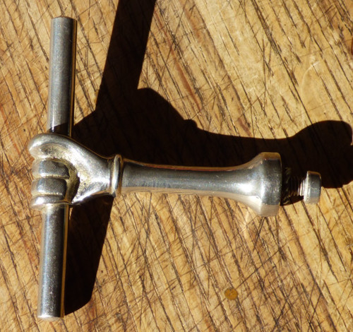 Poignée ancienne forme de - ancienne, en