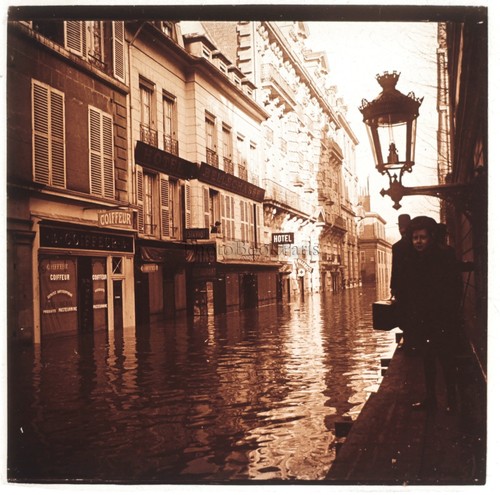 Paris rue bellechasse crue - paris,