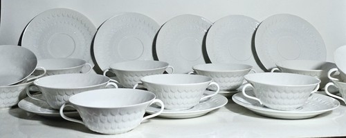 Tasses sous - 12,