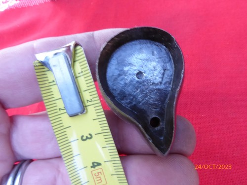 Emporte piece outil - piece, ancien