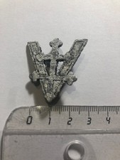 Insigne à identifier libération V Victoire Croix de Lorraine 