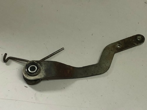 Tendeur piece moteur pour - un,