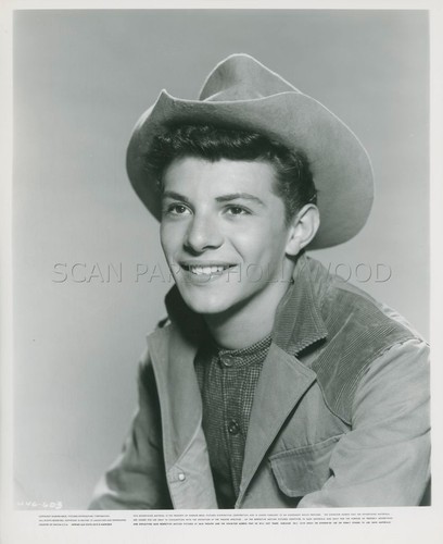 Frankie avalon guns the - frankie,