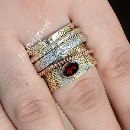 Bague toupie pierre précieuse