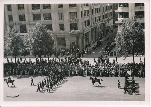 Paris 1937 défilé - paris,