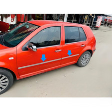 Garniture de porte latérale