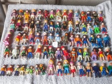 Lot de 75 personnages /