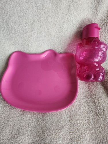 Tupperware hello kitty piece - tupperware,