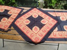 3 foulards imprimés