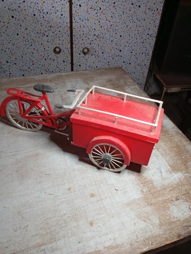 Maquette carton triporteur - carton,