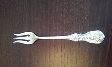 Reed & Barton FRANCIS I Sterling Silver LARGE pickle olive seafood cocktail fork