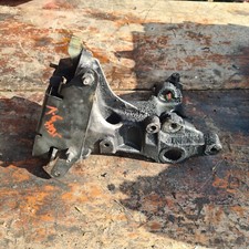 SUPPORT FIXATION TUBULURE DOSEUR AIR PEUGEOT CITROEN 1.6HDI