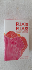 Pleats Please d' Issey Miyake