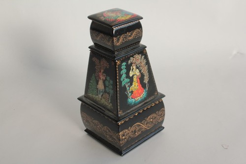 Boîte laquée russe palekh - laquée,