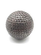 Ancienne Boule en Bois Cloutée Diamètre 9,6 cm , Poids 880 gr Complete