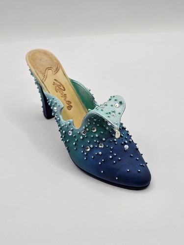 Just the right shoe - just,