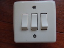 LEGRAND Neptune Ancien triple