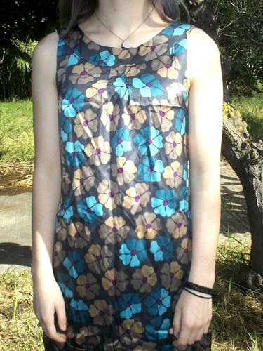 Superbe robe sinéquanone - superbe,