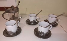 Lot de 4 tasses avec sous -