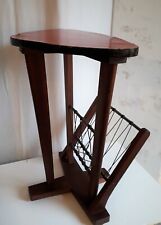 Table à piètement tripode dans le goût de Jean Prouvé, 1950