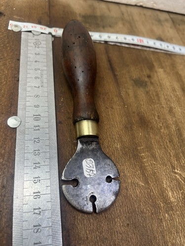 Baille voie tourne - baille-voie,