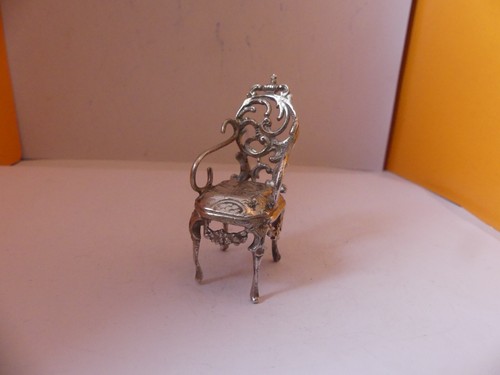 Miniature fauteuil ouvrage en - ouvrage,