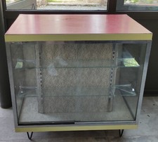 Ancien Comptoir Vitrine De Coiffeur/Salon Coiffure Ancien/Meuble De Métier 1960