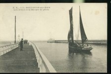 BOULOGNE SUR MER BARQUE DE PECHE