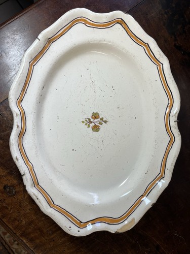 Plat faïence régionale - faïence,
