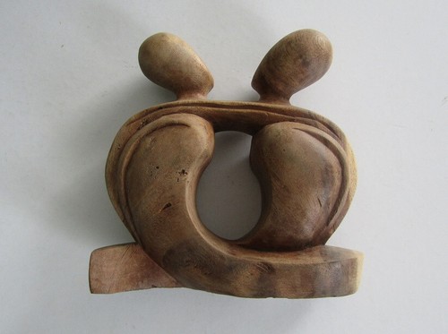 Statuette bois couple - statuette, bois,