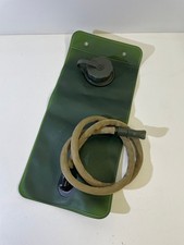 Neuve ! Poche à eau camelbak 2 litres