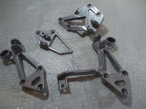 Kawasaki gpx600r footrest - kawasaki,
