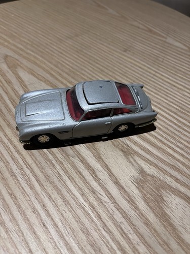 Aston martin db5 - aston, 007