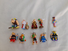 LOT n 3 FIGURINES ASTERIX KINDER SURPRISE 4 CM UDERZO GOSCINNY