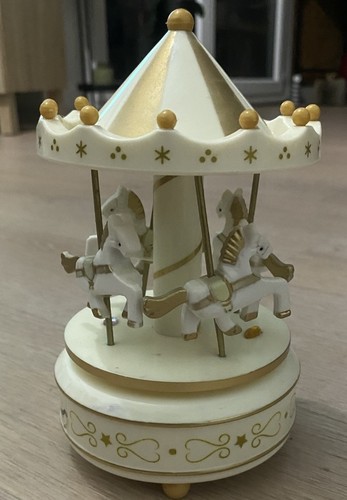 Carrousel manège musical - carrousel,
