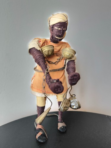 Jouet poupée ancien africain