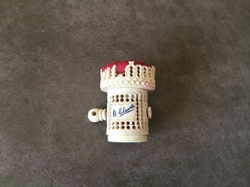 Ancien metre ruban - , de