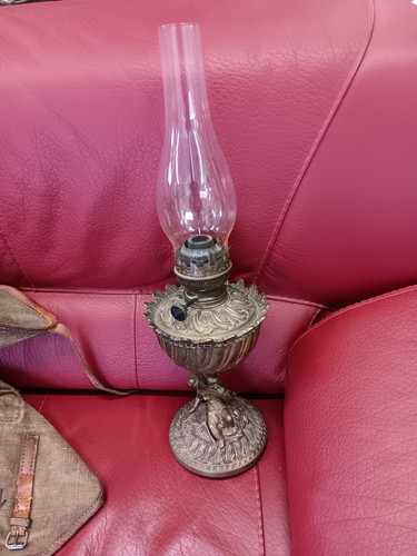 Lampe pétrole bronze et - à, en