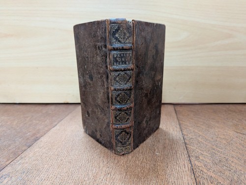 Livre ancien traité de - -,