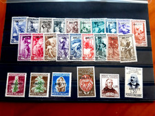 TRIESTE GROS LOT TIMBRES NEUFS