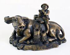 Statuette Asiatique – Buffle & Paysan Joueur de Flûte • Résine Peinte à la Main