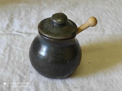 Petit pot terre - en, avec
