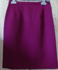 Jupe RODIER couleur magenta, excellent état, made in France, 45% laine, droite,