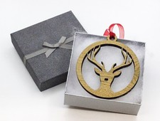 Décoration arbre cerf nez