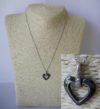 JOLI COLLIER PENDENTIF coeur noir céramique serti 3GR  Argent massif 925 N°584