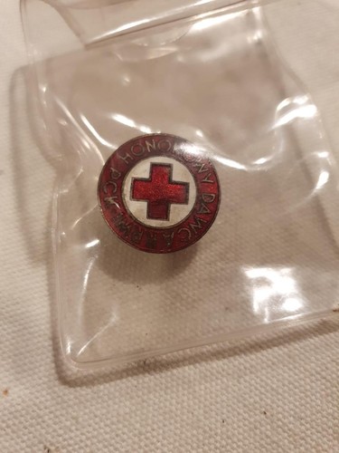 Ancien insigne émaillé