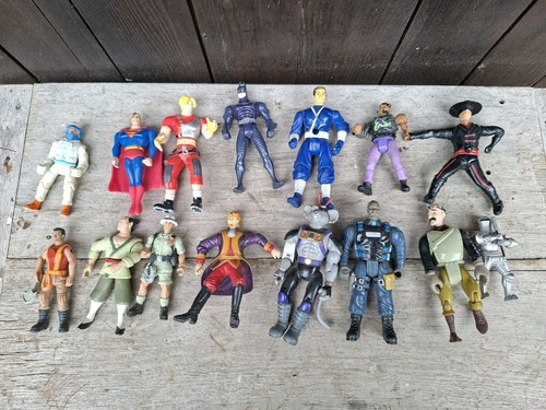 Lot personnages jouets - lot,