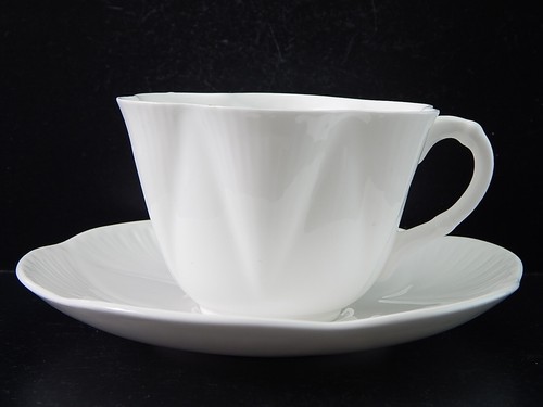 Antique porcelaine blanc - blanc, tasse